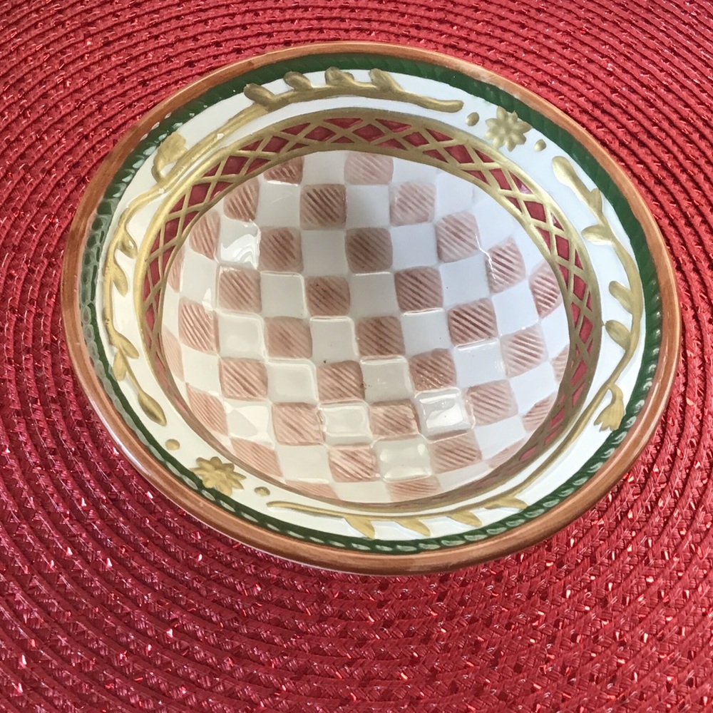 Fitz & Floyd potpourri bowl.